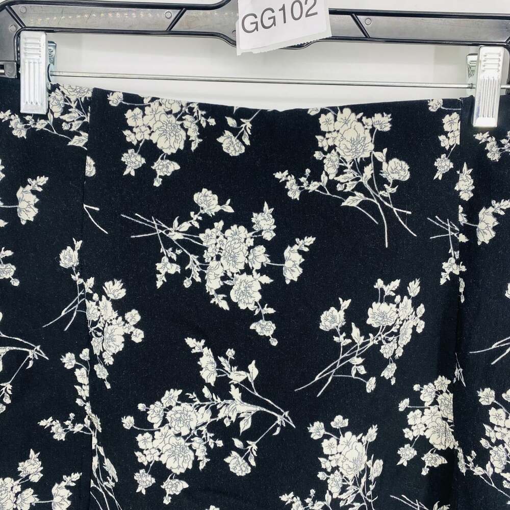 Women's 1X Black Floral Stretch Skort High Rise Front Slit Mini Skort Whimsigoth - Picture 2 of 11